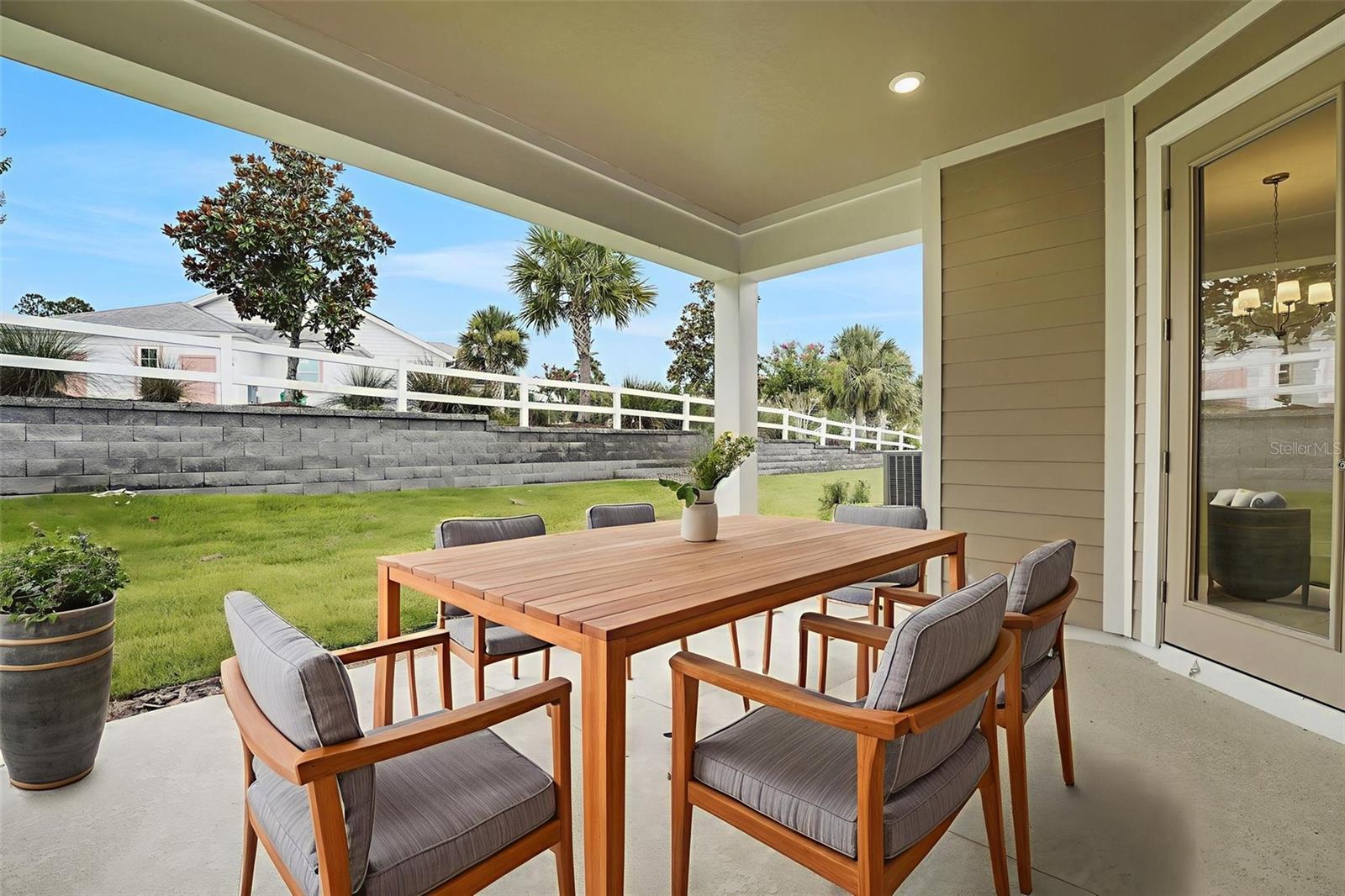 Image 27 of 58 For 991 Fiesta Key Circle