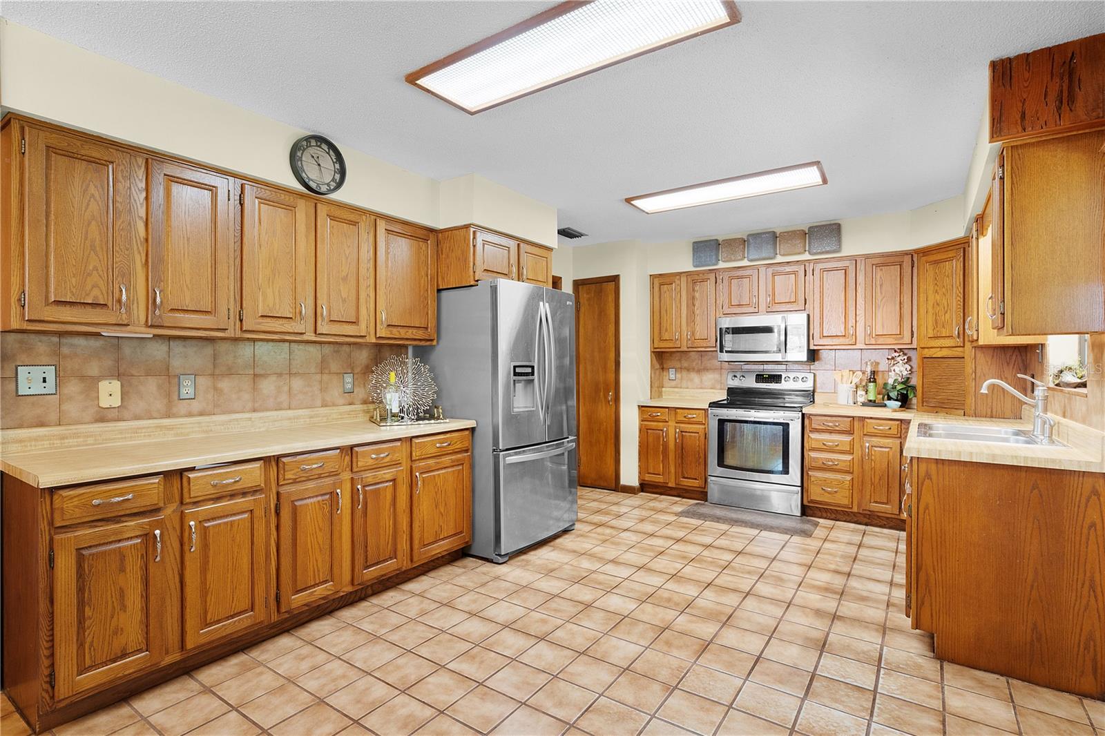 Image 10 of 77 For 8284 County Road 209