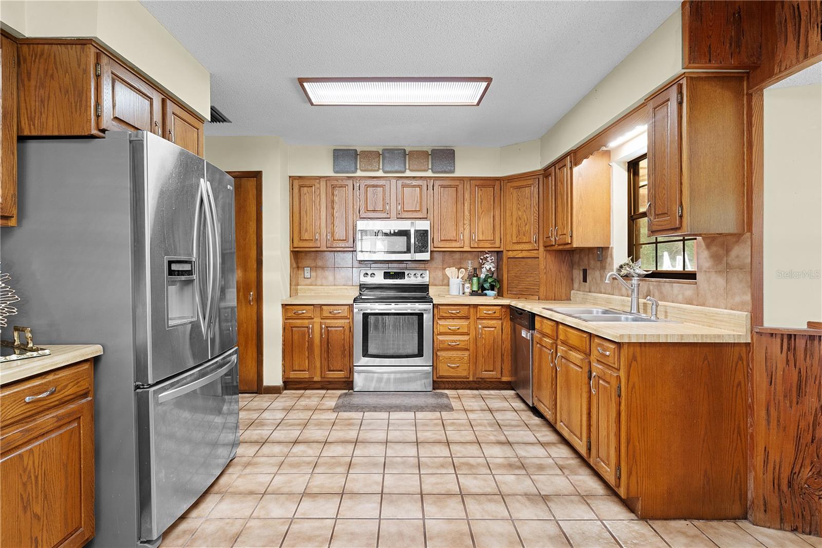 Image 11 of 77 For 8284 County Road 209