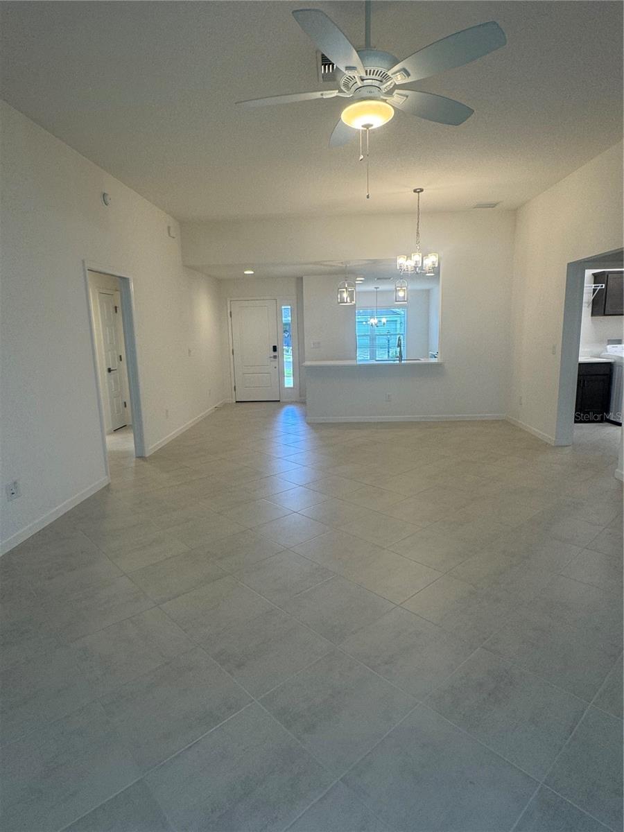 Image 9 of 29 For 1392 Kenneth Street