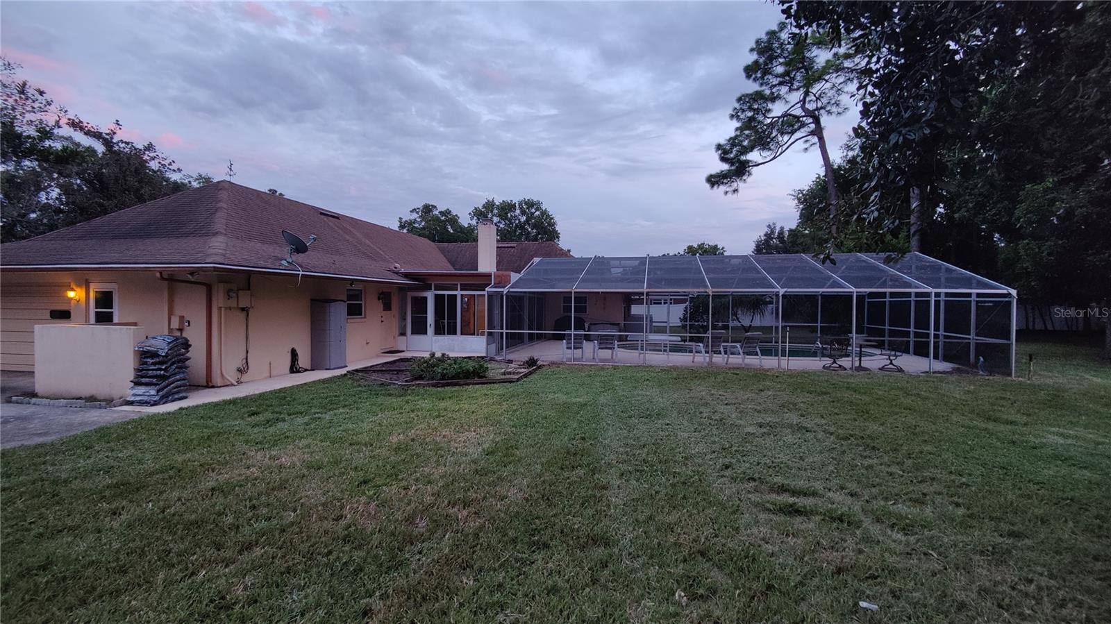 Image 18 of 67 For 204 Adair Avenue
