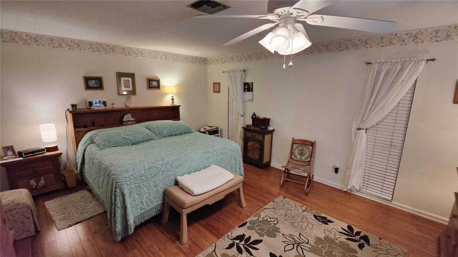 Image 6 of 67 For 204 Adair Avenue