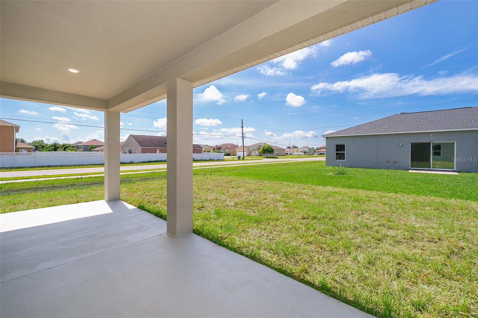 Image 22 of 23 For 39 Catalina Court