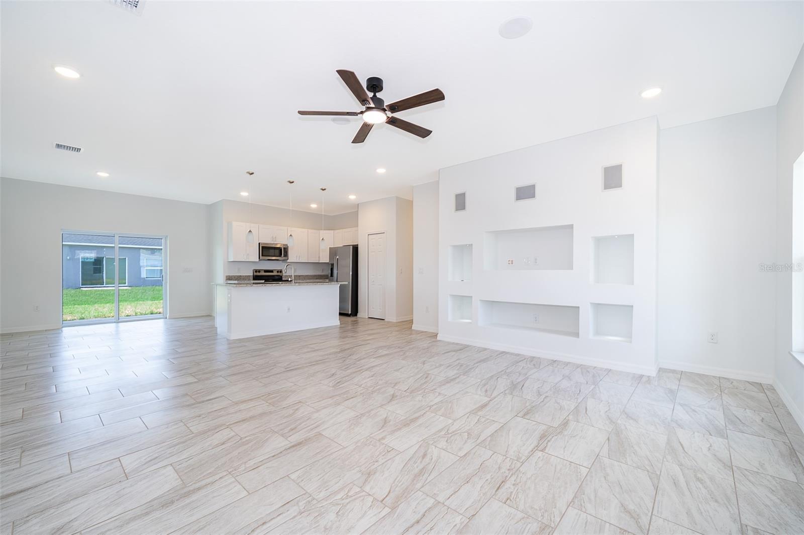 Image 4 of 23 For 39 Catalina Court