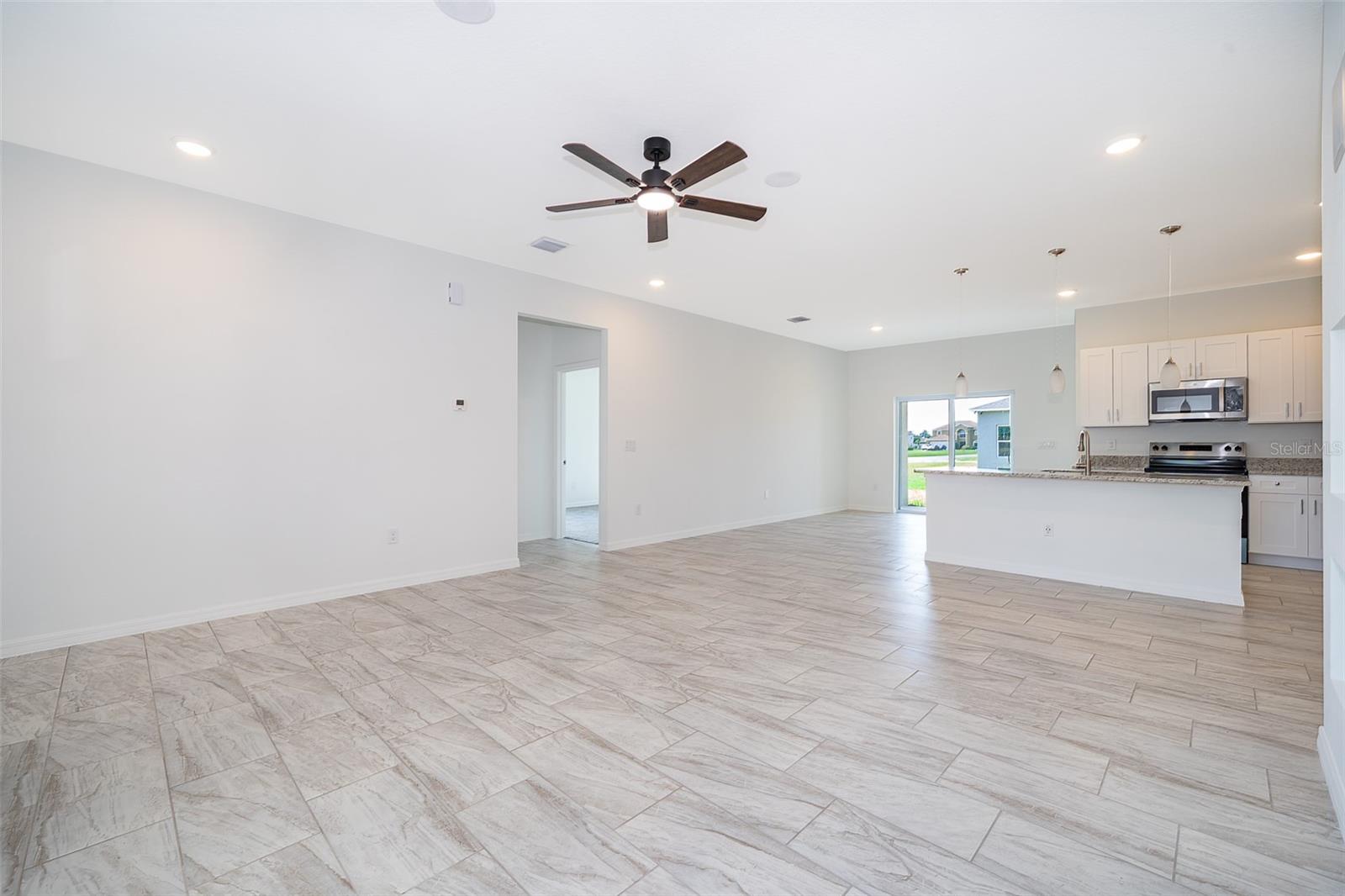 Image 5 of 23 For 39 Catalina Court