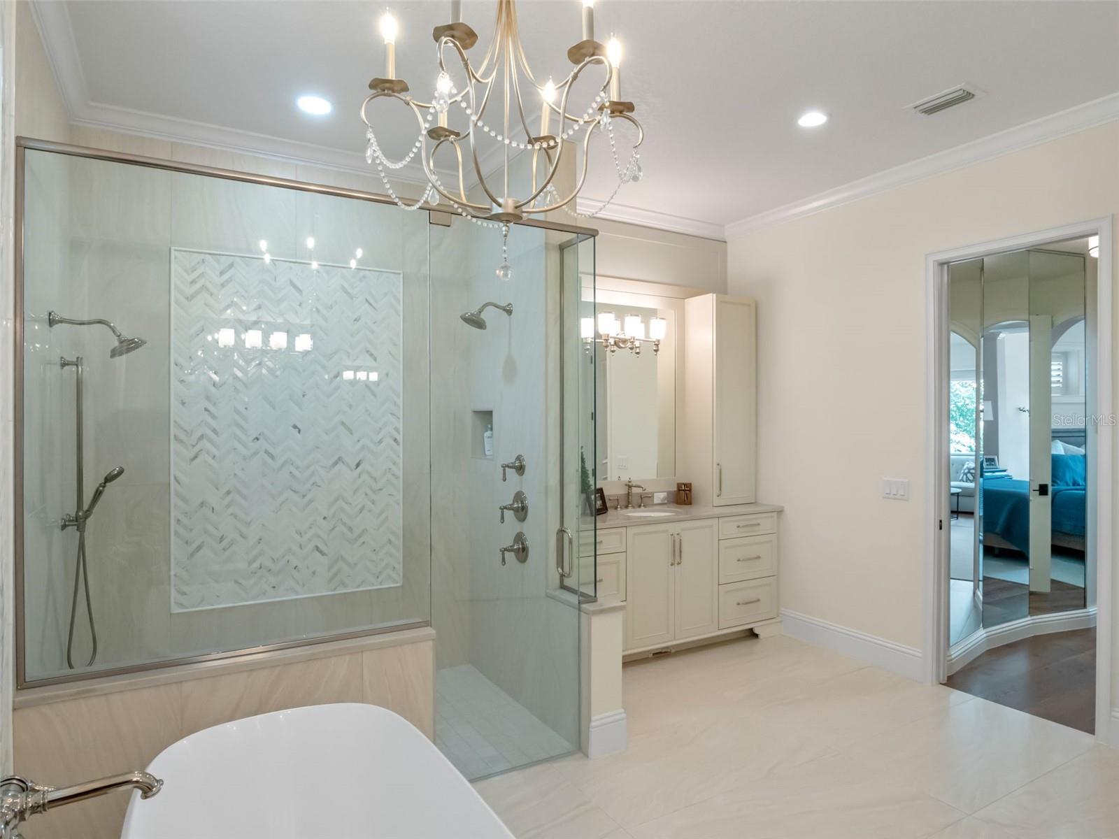 Image 47 of 99 For 530 Largovista Drive