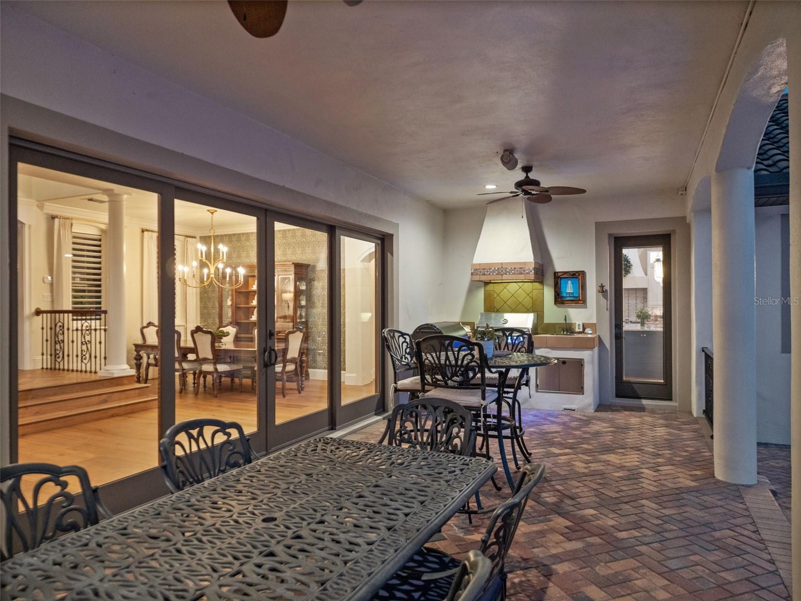 Image 73 of 99 For 530 Largovista Drive