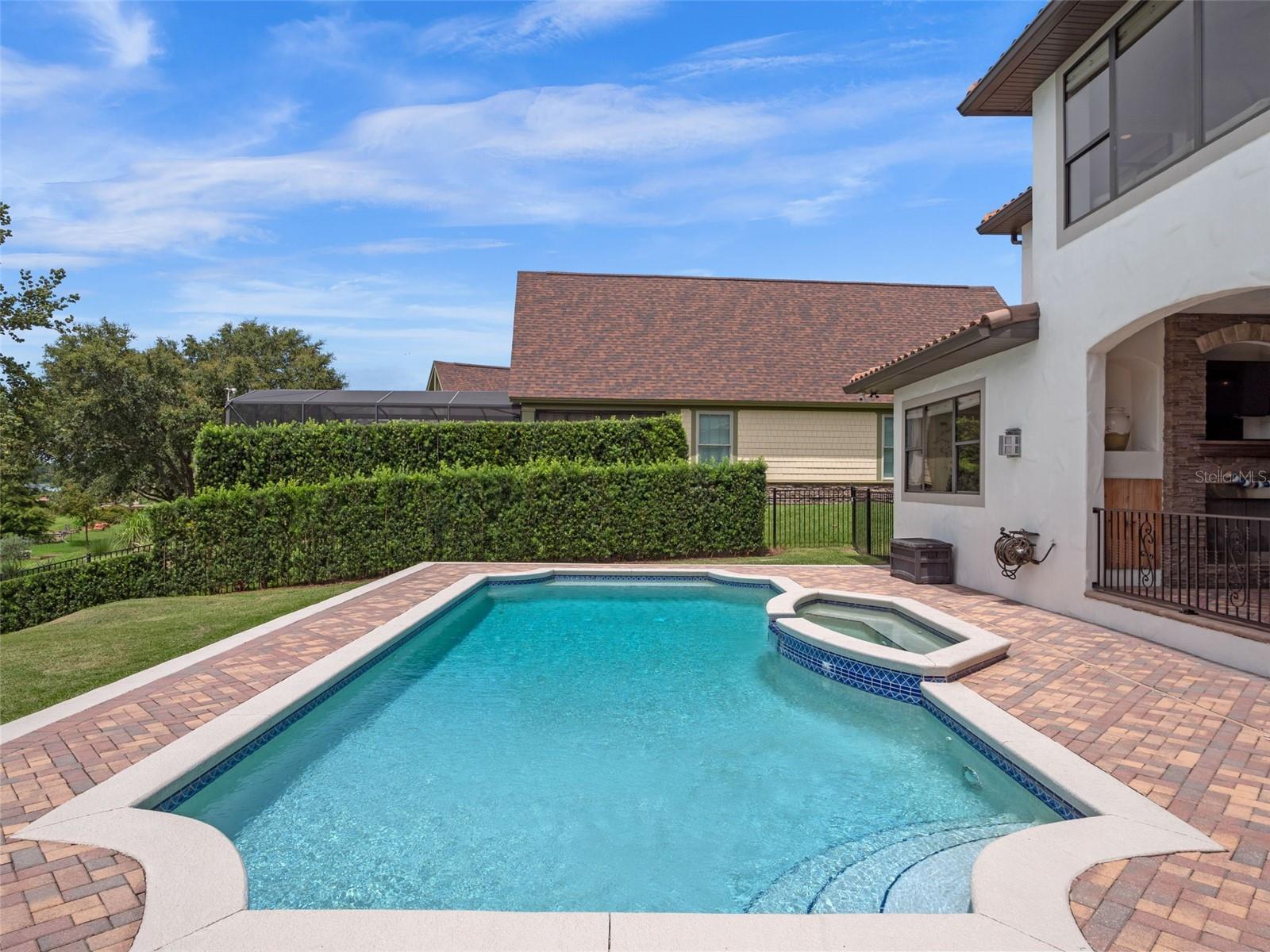 Image 80 of 99 For 530 Largovista Drive