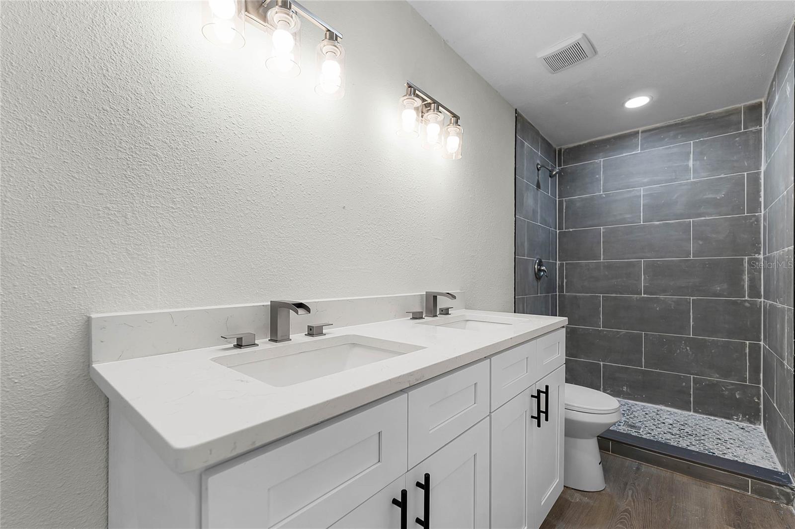 Image 13 of 21 For 1021 Flagler Avenue