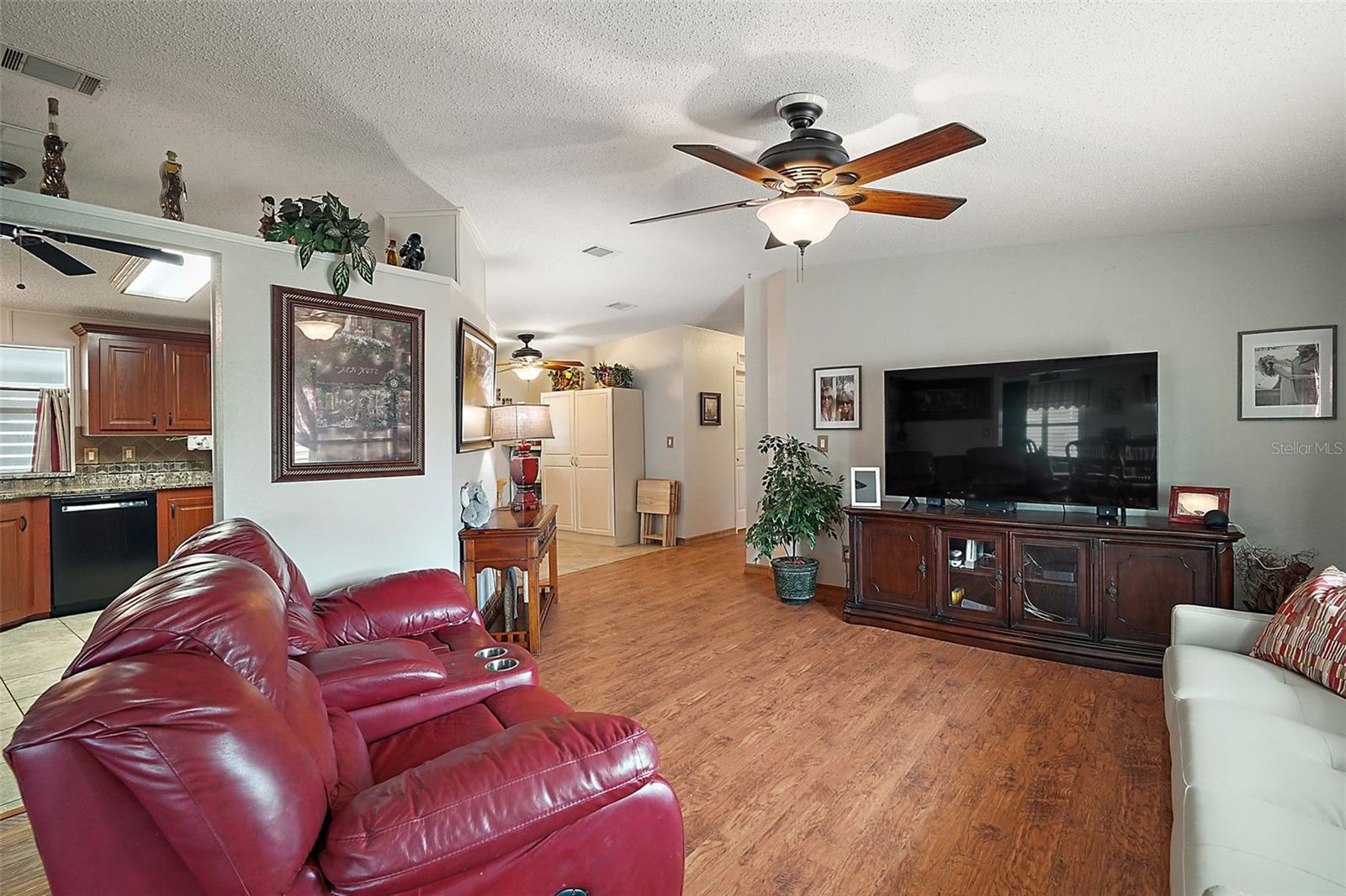 Image 7 of 14 For 16582 96th Court