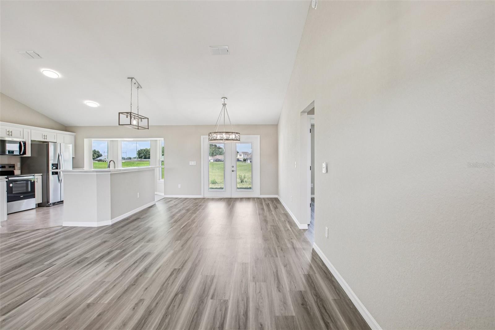 Image 10 of 44 For 2660 75th Boulevard