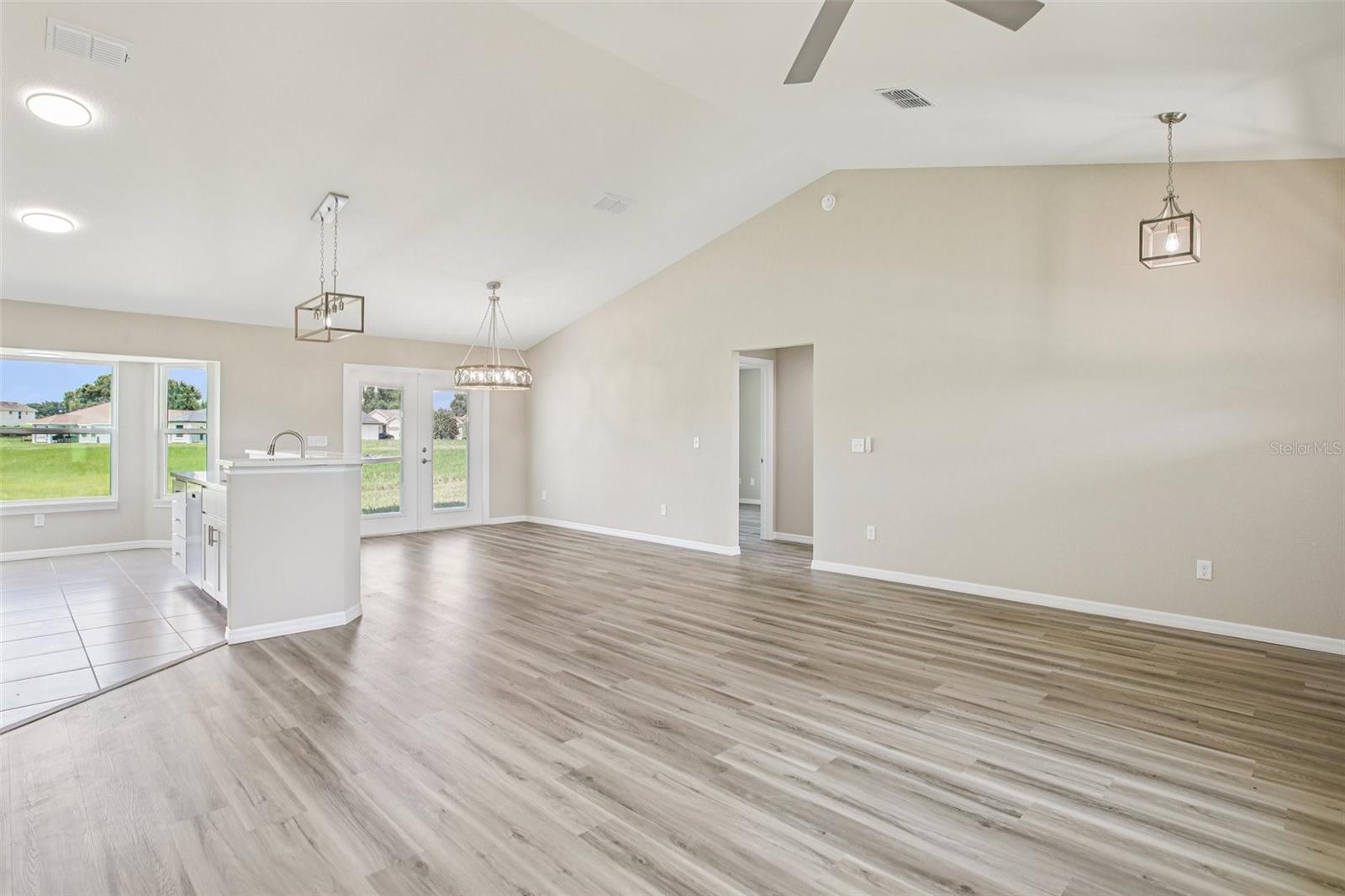 Image 11 of 44 For 2660 75th Boulevard