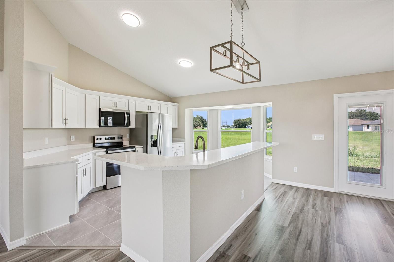 Image 15 of 44 For 2660 75th Boulevard