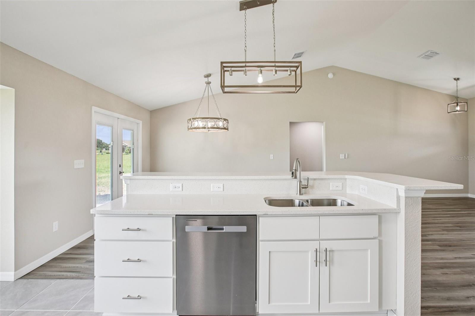 Image 20 of 44 For 2660 75th Boulevard