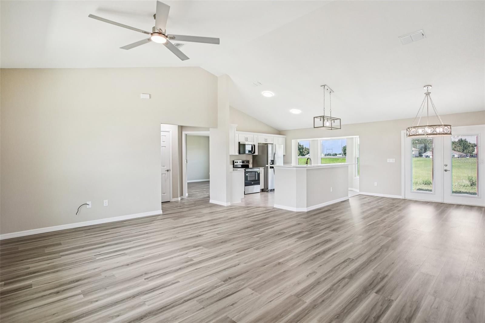 Image 7 of 44 For 2660 75th Boulevard