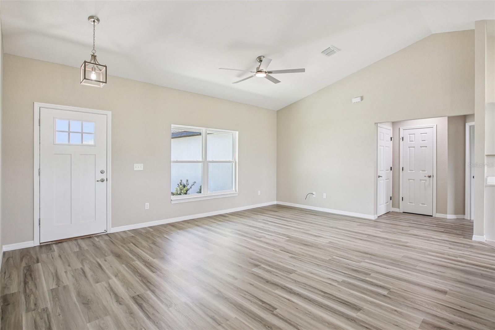 Image 9 of 44 For 2660 75th Boulevard
