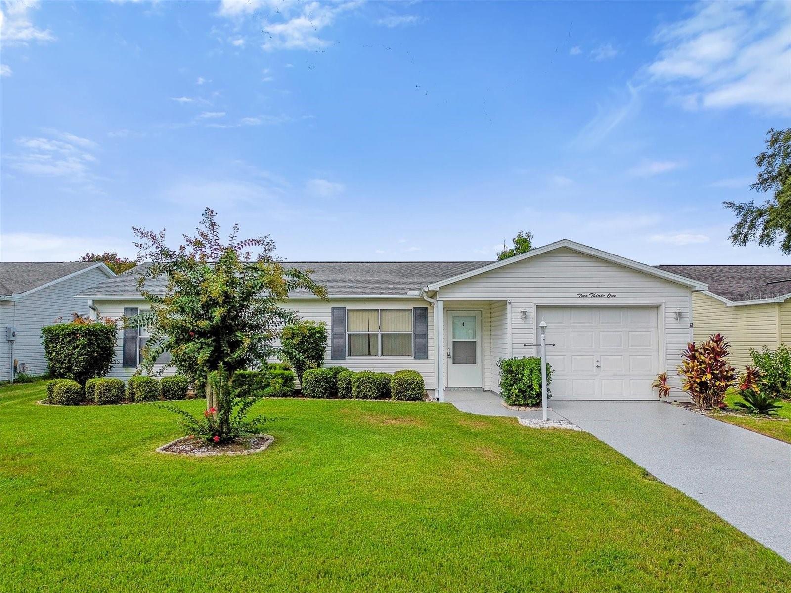 Details for 231 Juarez Way, LADY LAKE, FL 32159