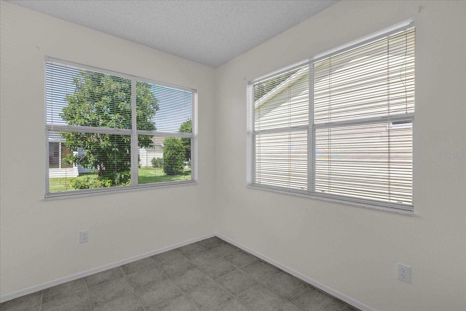 Image 20 of 30 For 231 Juarez Way