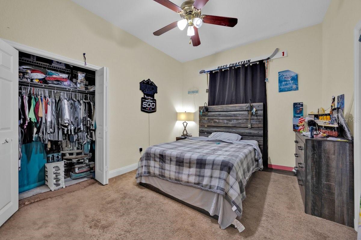Image 14 of 37 For 832 Ashton Oaks Circle
