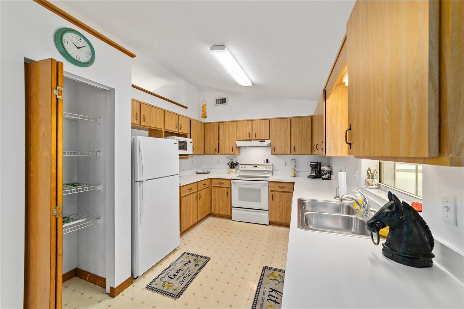 Image 12 of 42 For 11793 74th Terrace