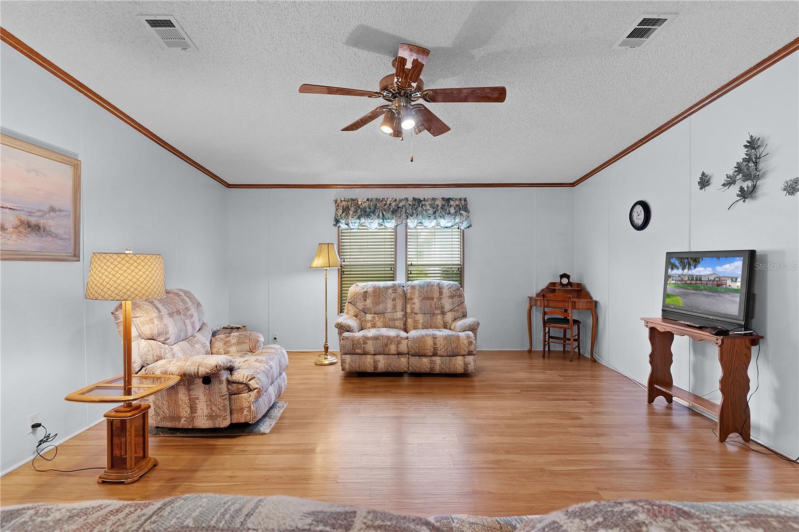 Image 6 of 58 For 16 Riverview Drive