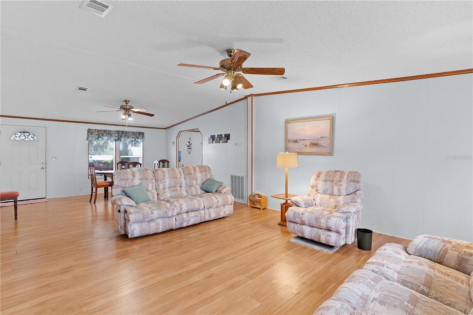 Image 9 of 58 For 16 Riverview Drive