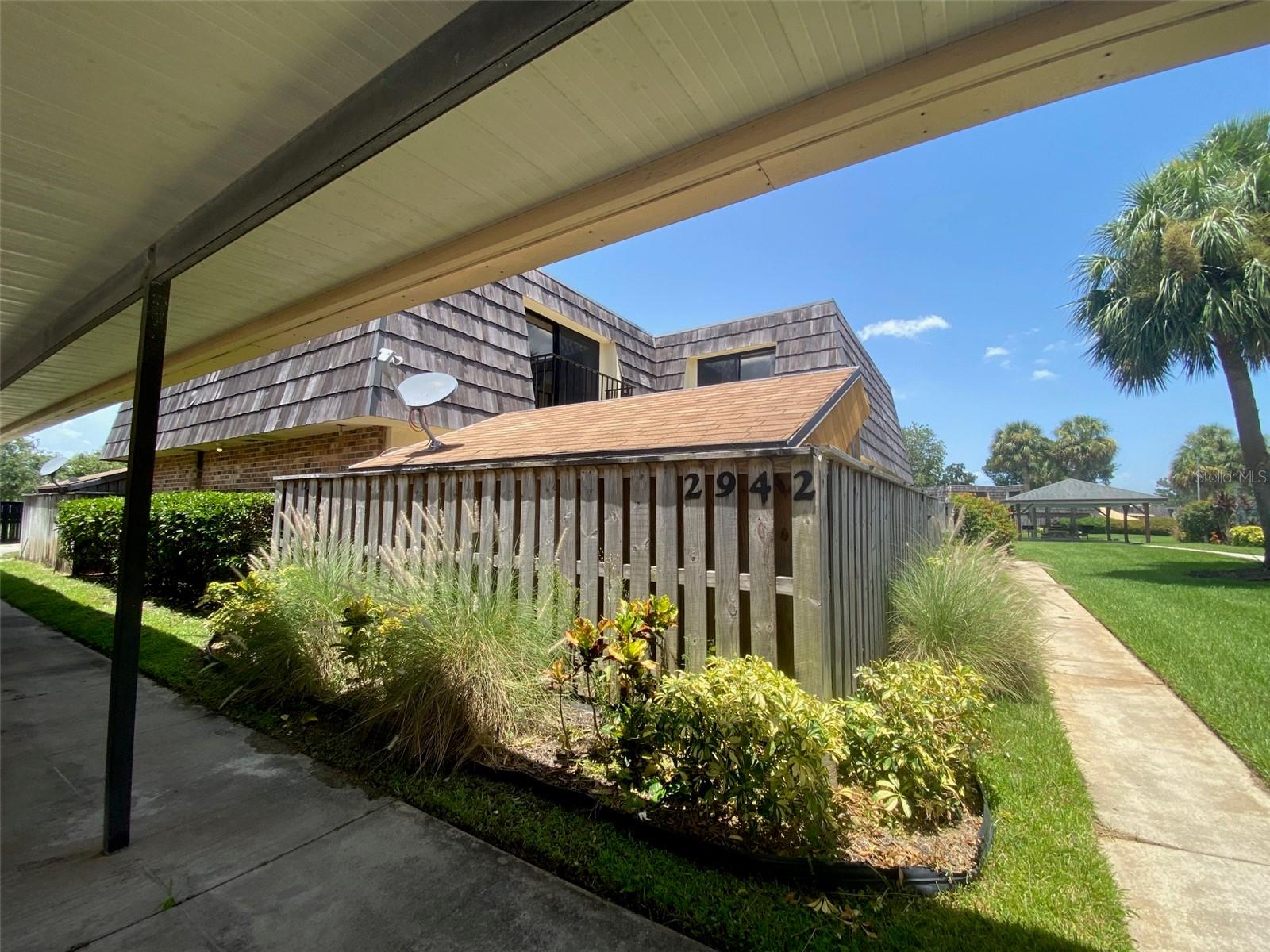 Image 6 of 20 For 2942 Poplar Avenue