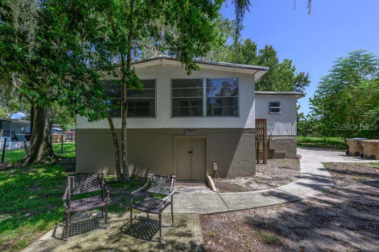 Image 2 of 36 For 17324 Palm Drive