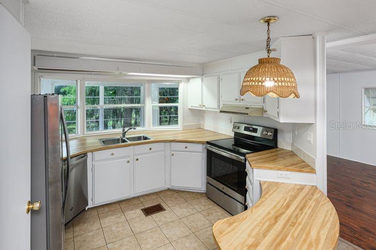 Image 7 of 36 For 17324 Palm Drive