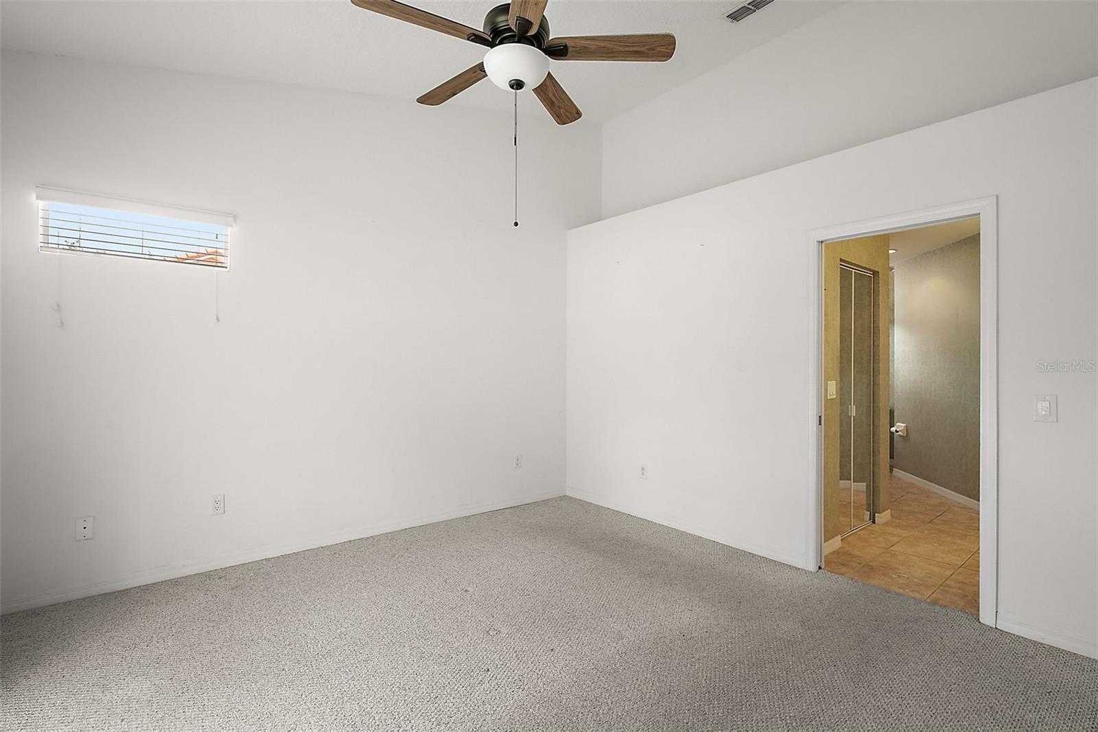 Image 16 of 33 For 5368 Compass Point 202