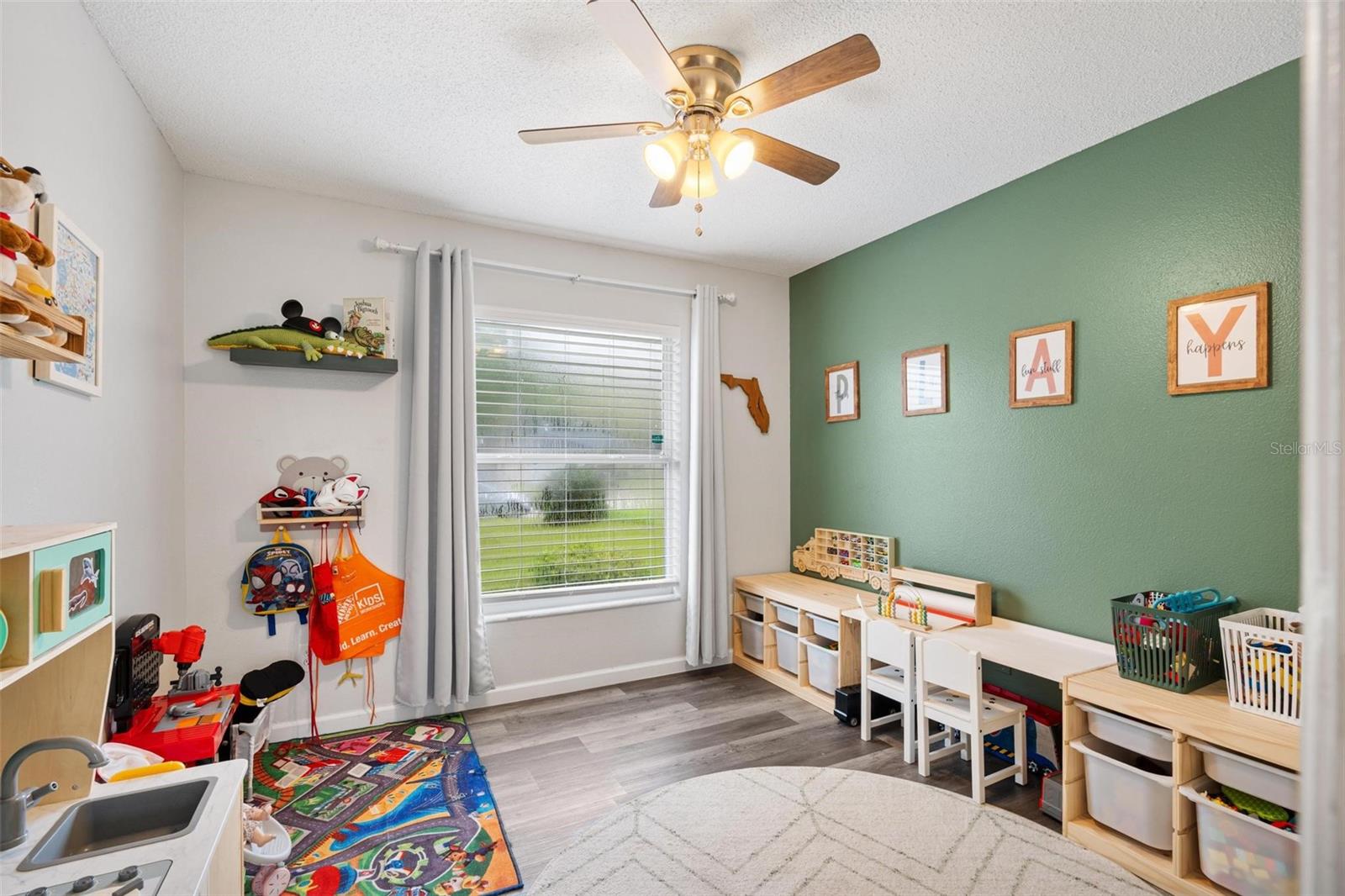 Image 16 of 28 For 12300 Woodglen Circle
