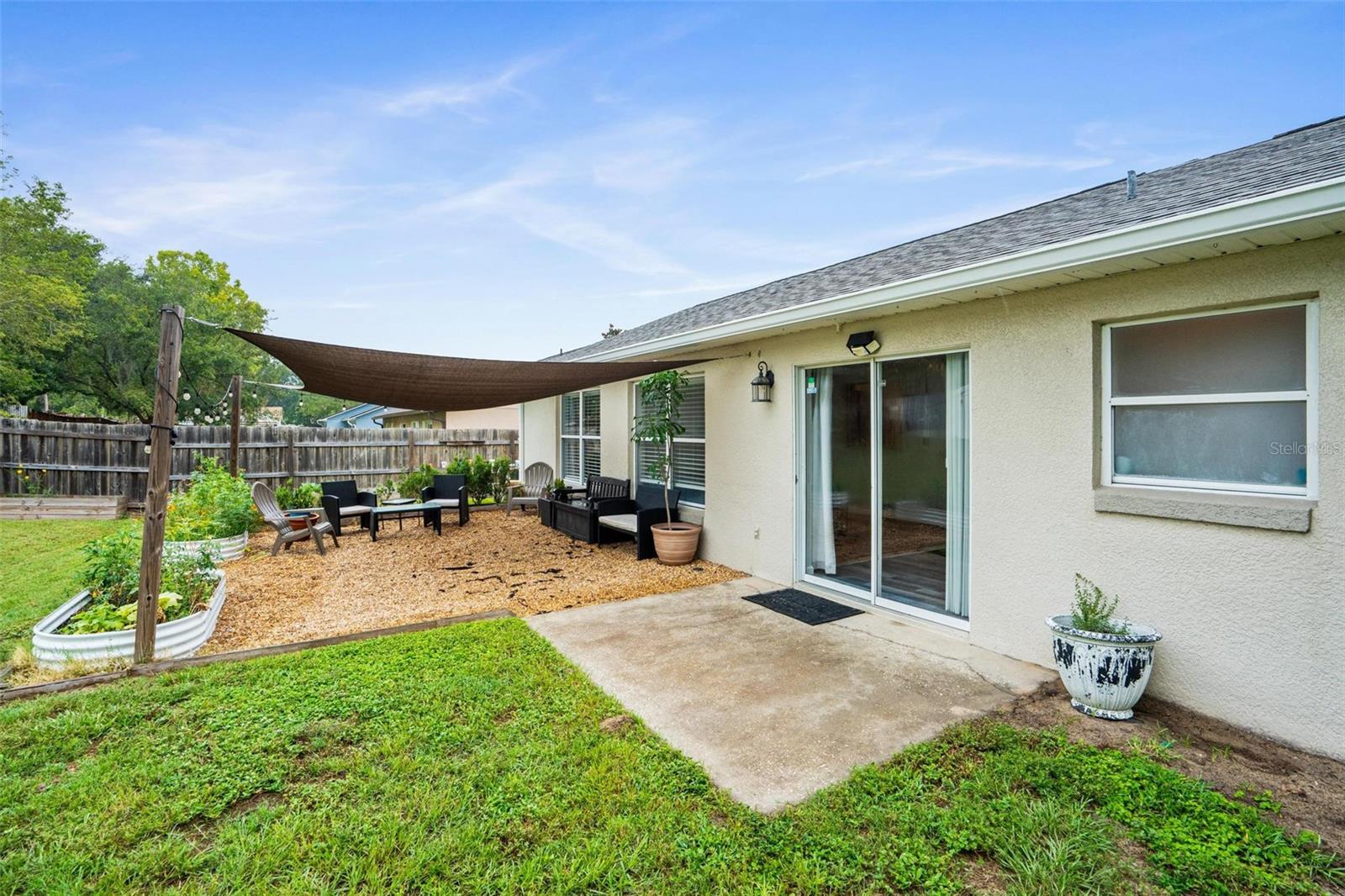 Image 21 of 28 For 12300 Woodglen Circle