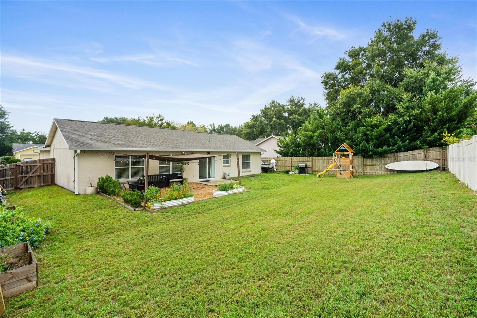 Image 23 of 28 For 12300 Woodglen Circle
