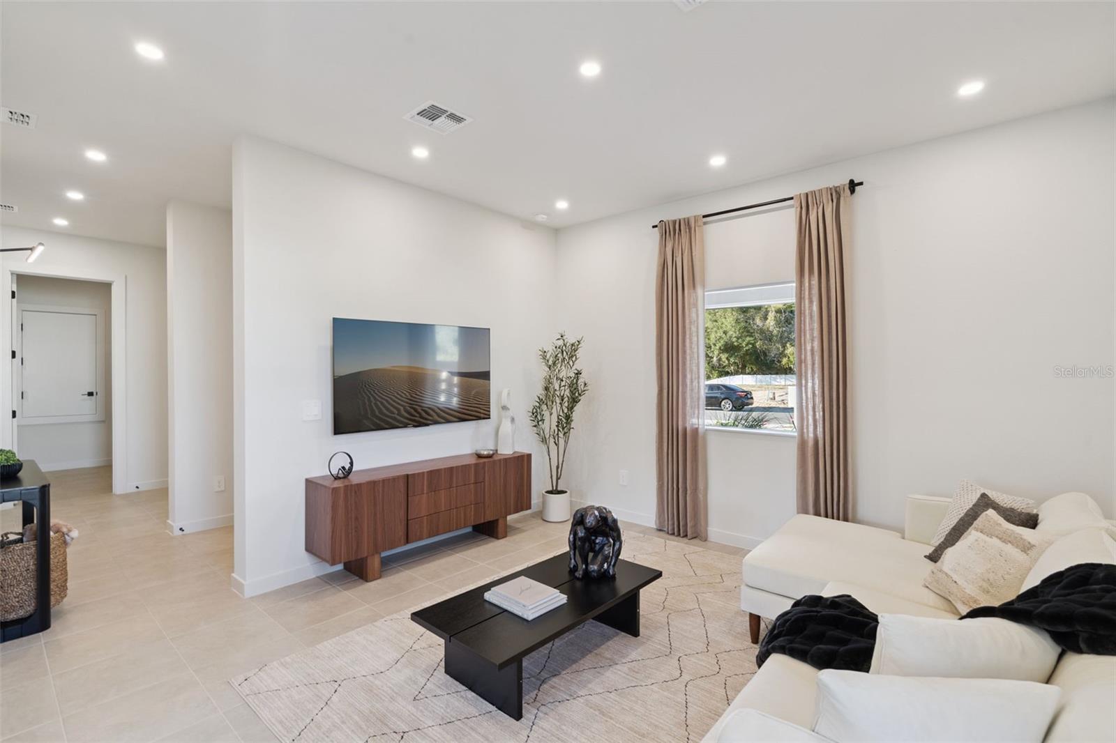 Image 49 of 87 For 427 Skyfield Court