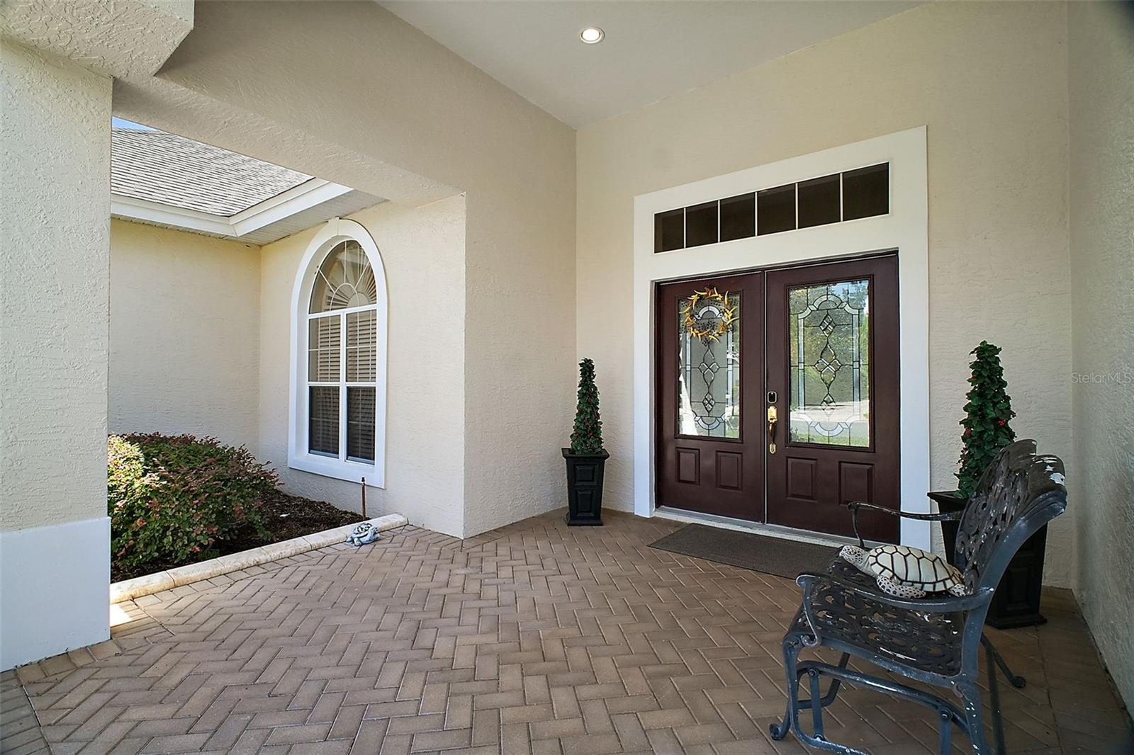 Image 5 of 48 For 1720 Edgewater Drive