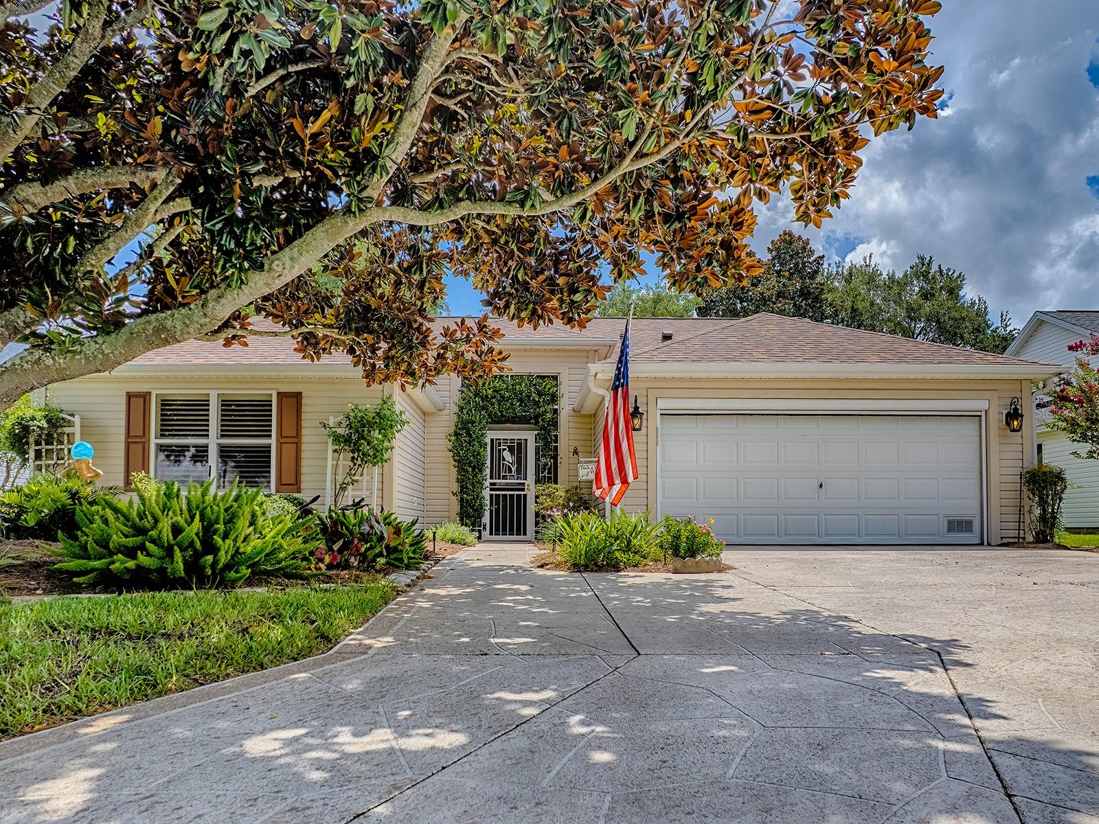 Details for 1217 Oak Forest Drive, THE VILLAGES, FL 32162