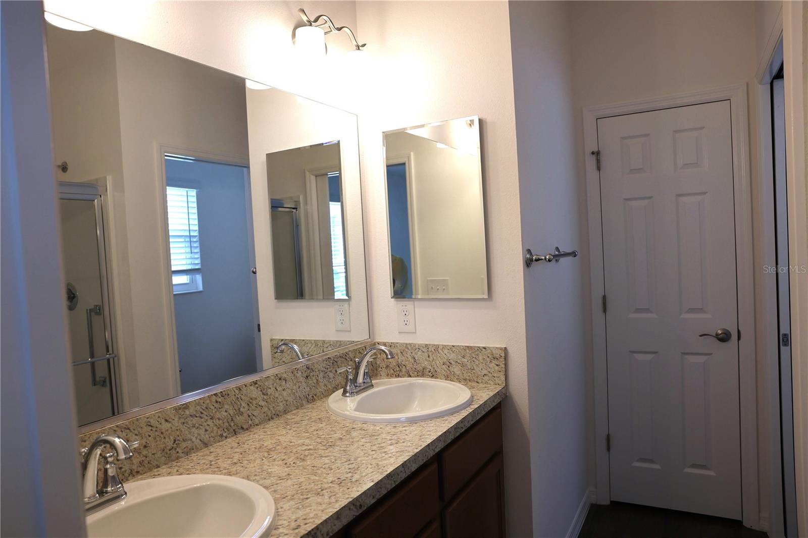 Image 8 of 15 For 6055 Allen Avenue