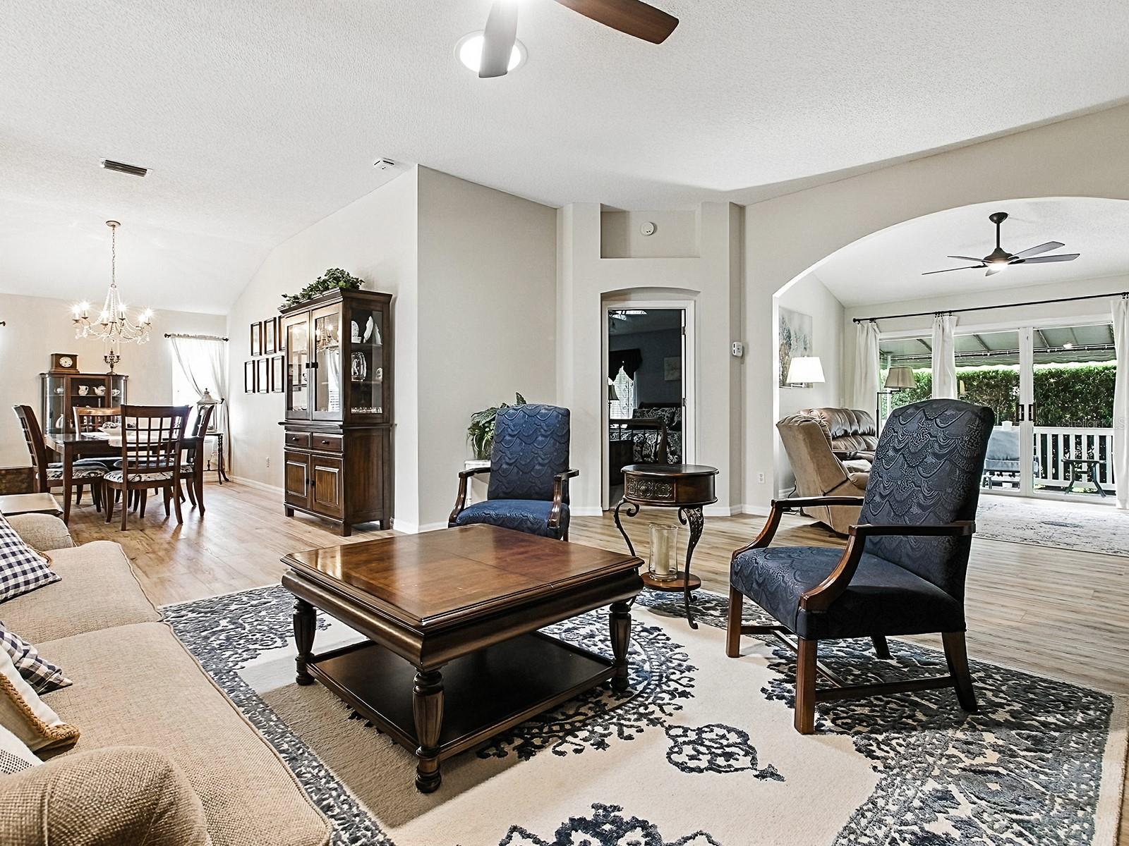 Image 15 of 80 For 1202 Camero Drive