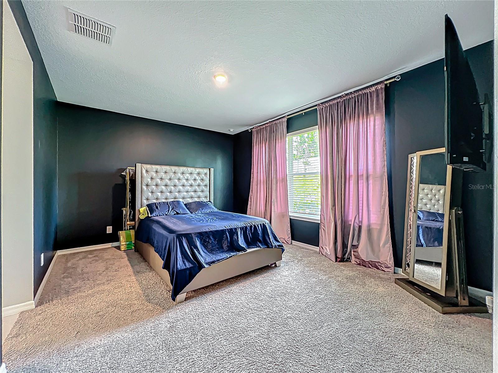 Image 23 of 36 For 991 Lakeside Estates Drive