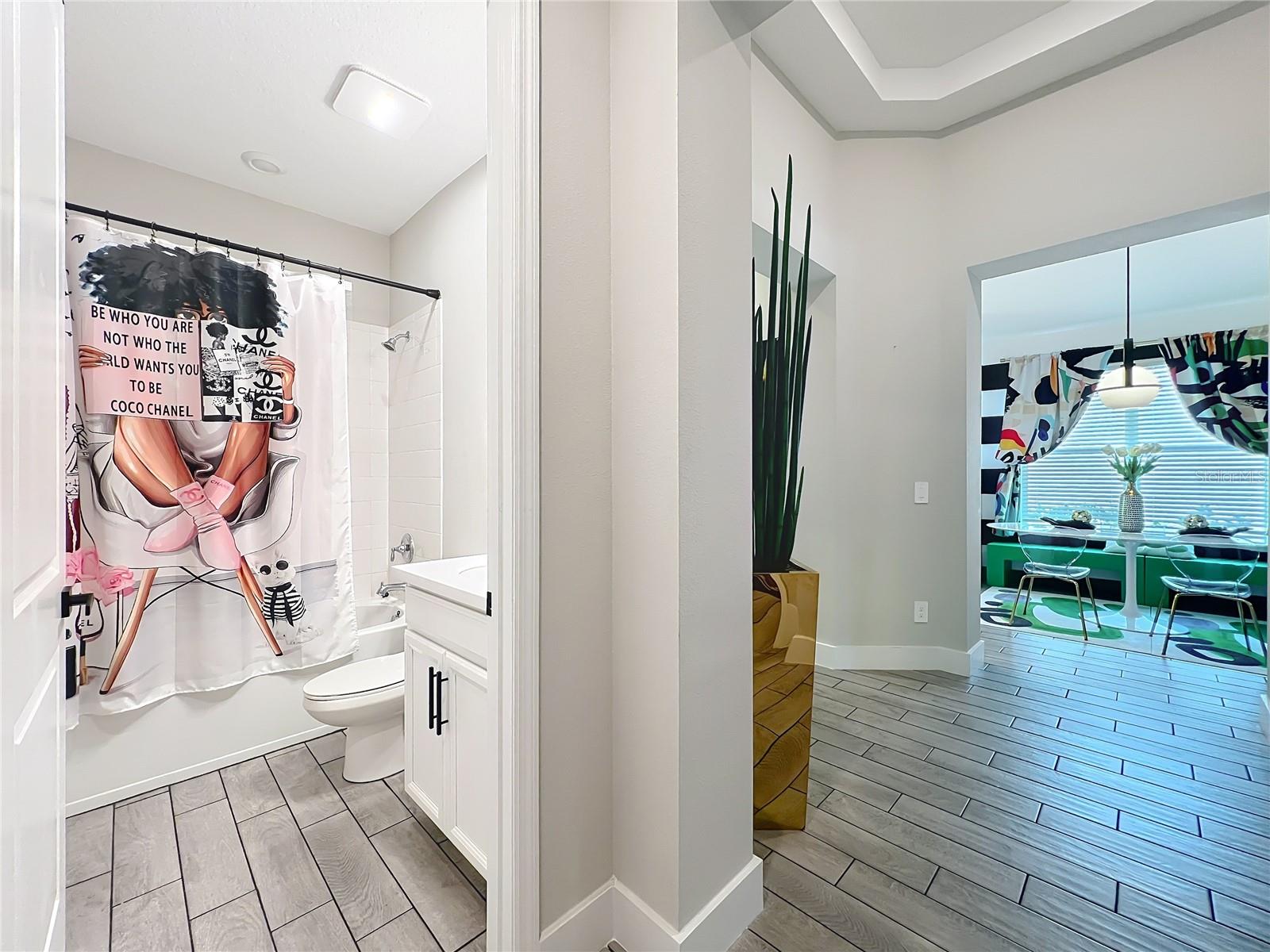 Image 28 of 36 For 991 Lakeside Estates Drive