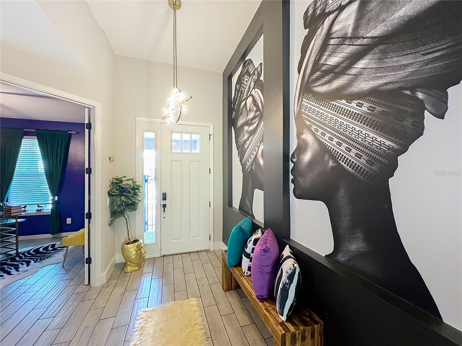 Image 4 of 36 For 991 Lakeside Estates Drive