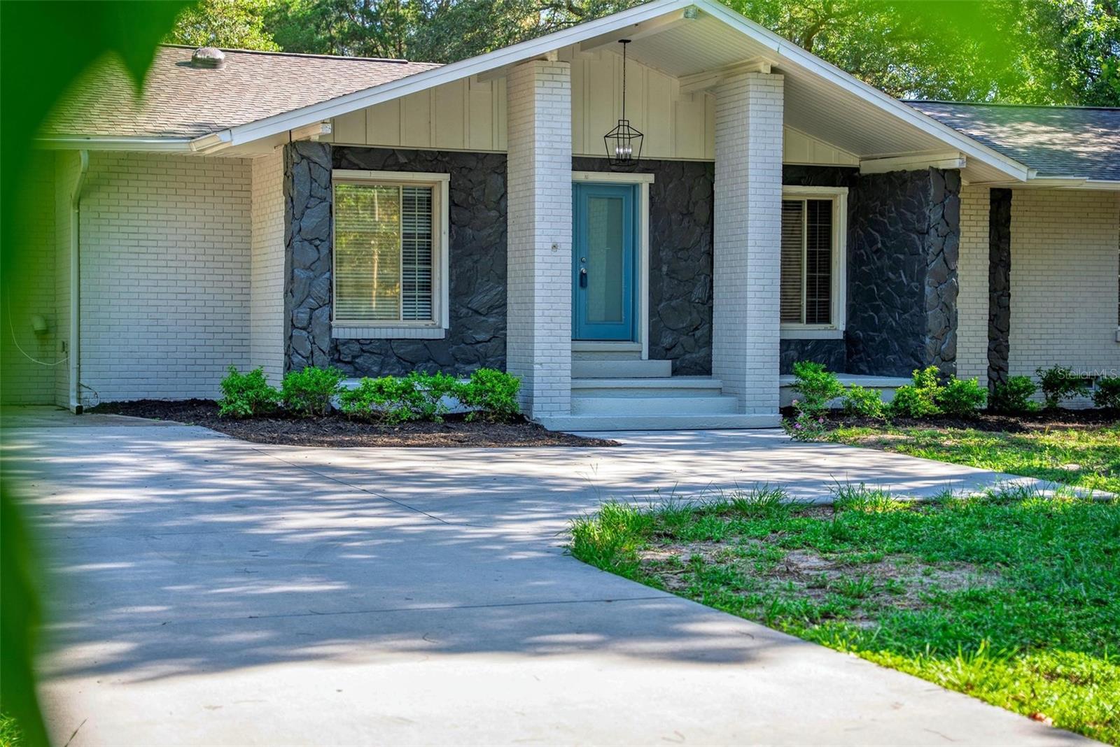 Image 12 of 71 For 4429 Lake Griffin Road