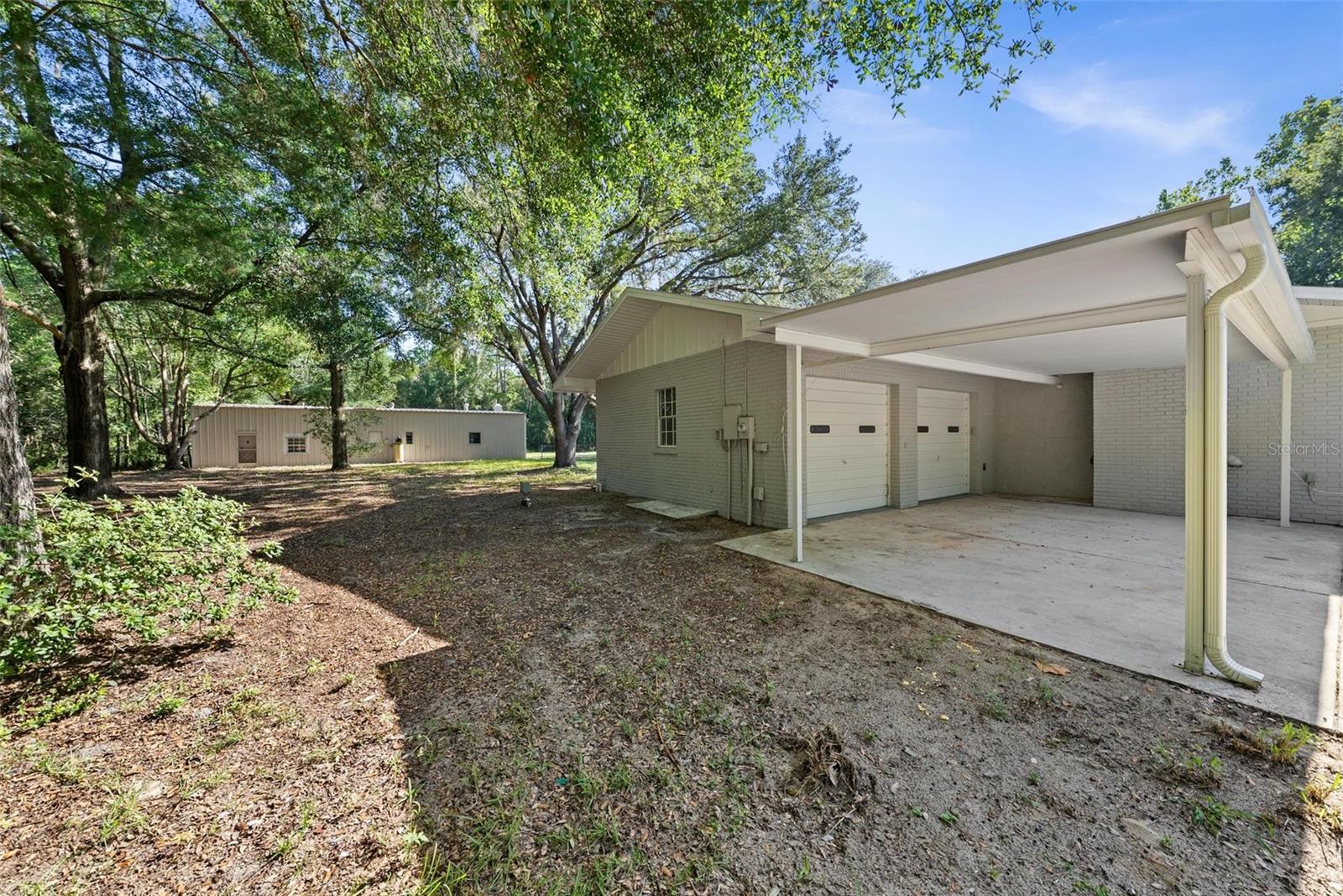 Image 13 of 71 For 4429 Lake Griffin Road