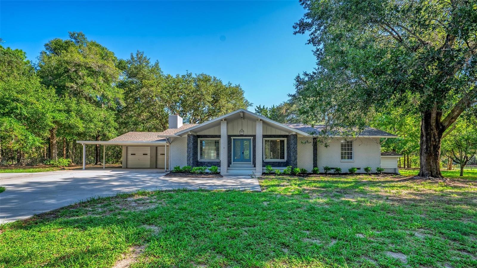 Image 15 of 71 For 4429 Lake Griffin Road
