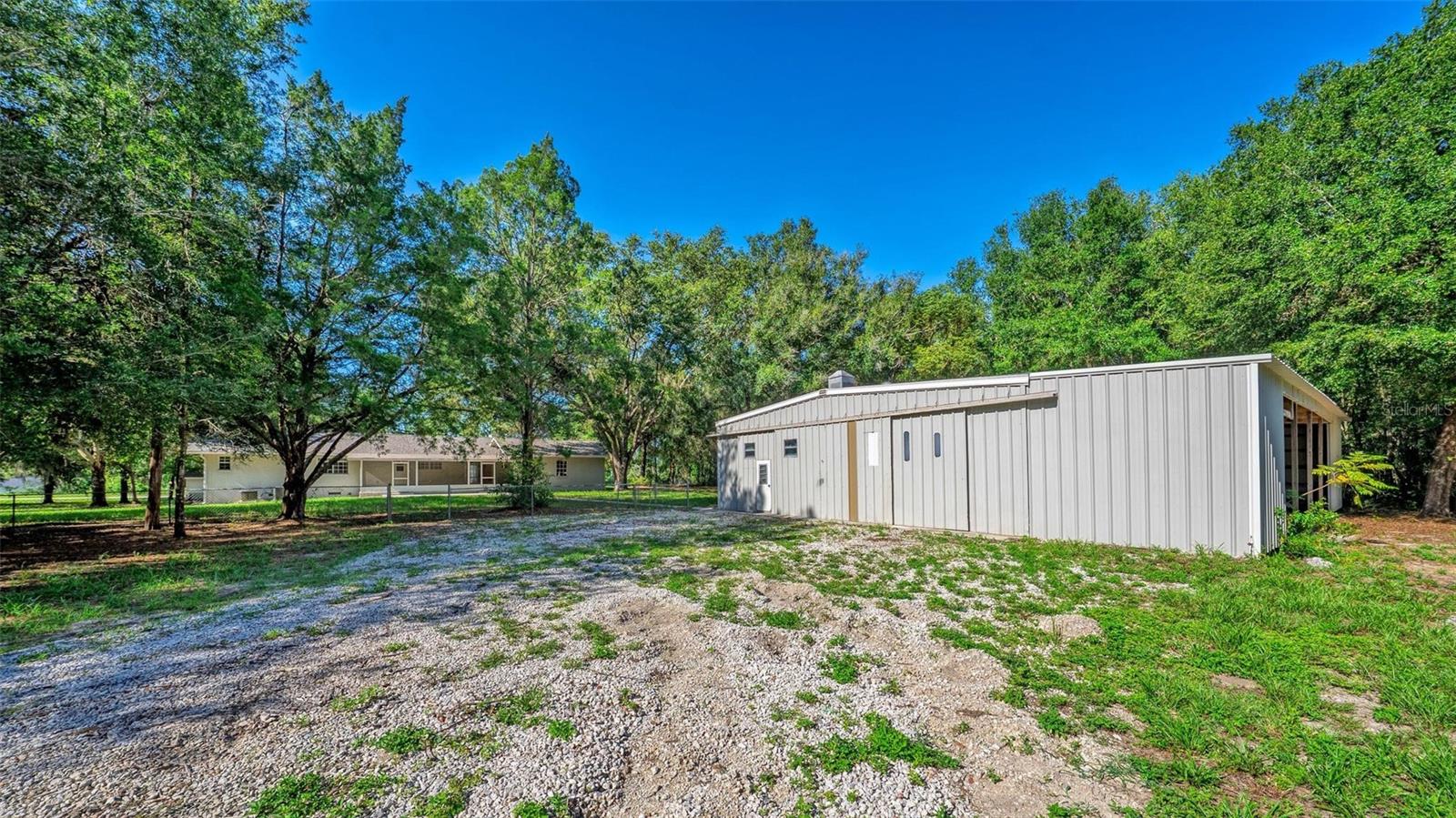 Image 22 of 71 For 4429 Lake Griffin Road