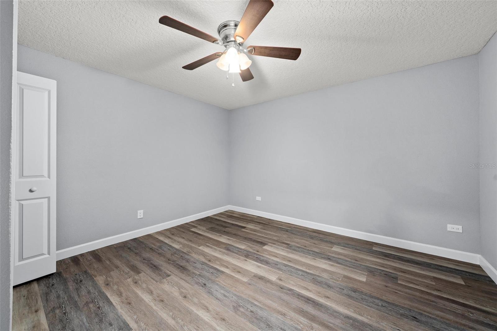 Image 65 of 71 For 4429 Lake Griffin Road
