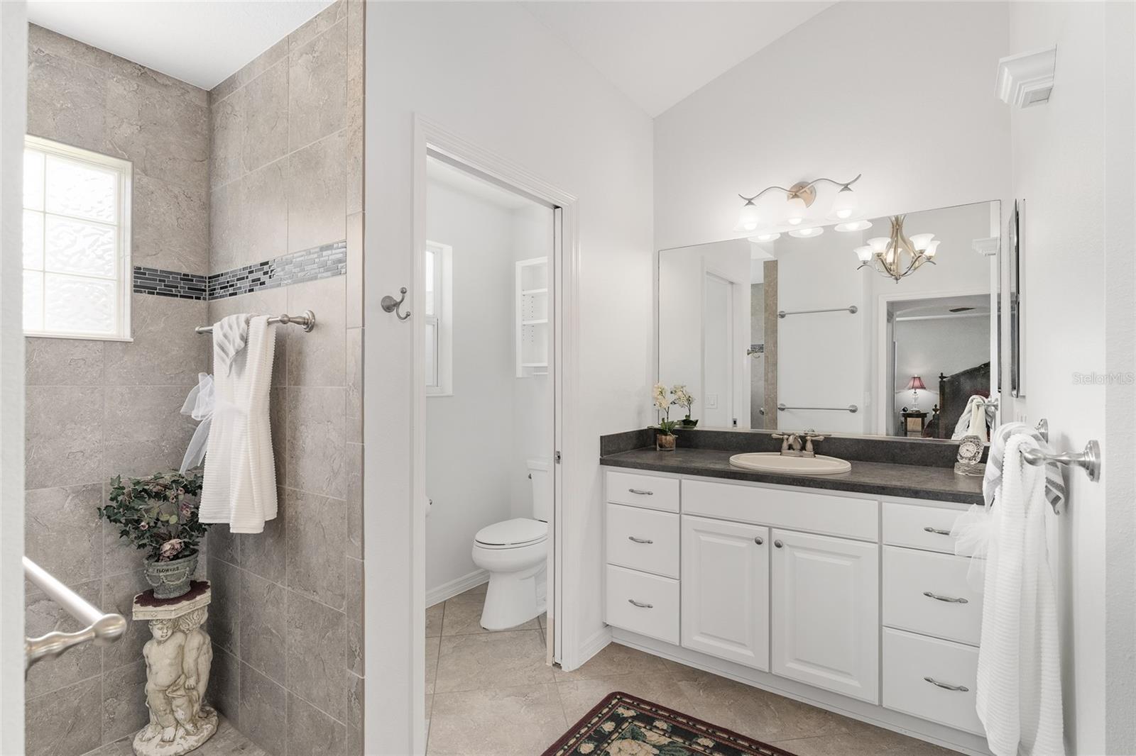 Image 26 of 47 For 506 Deauville Court