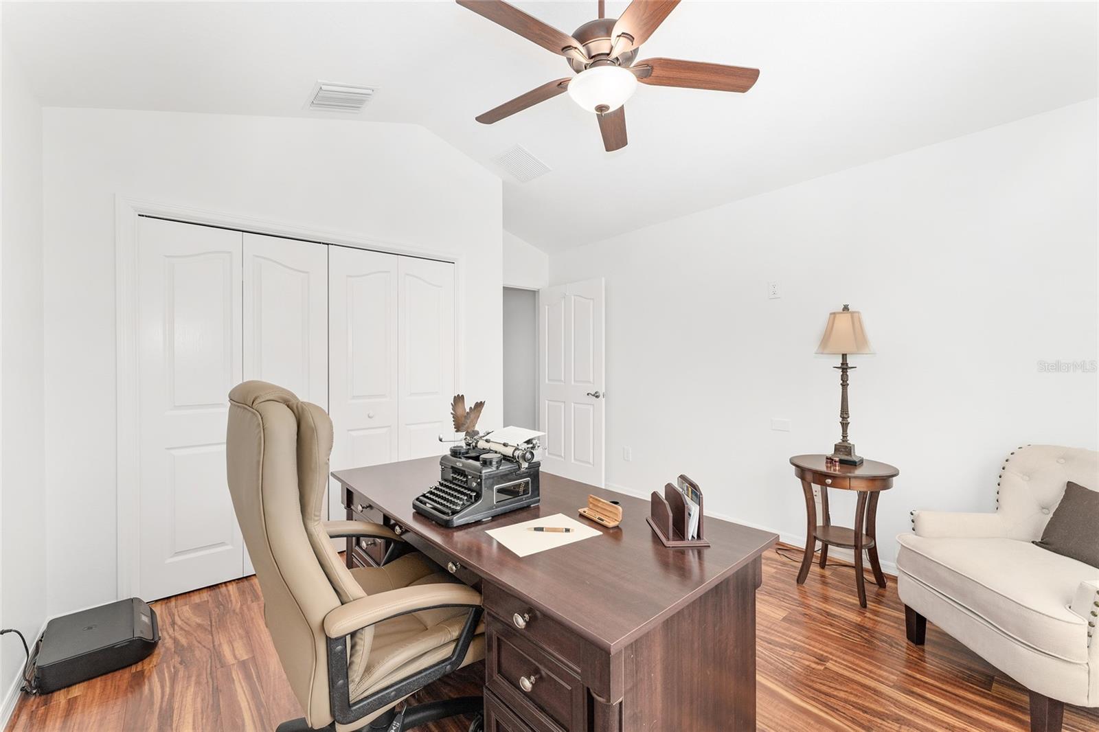 Image 29 of 47 For 506 Deauville Court