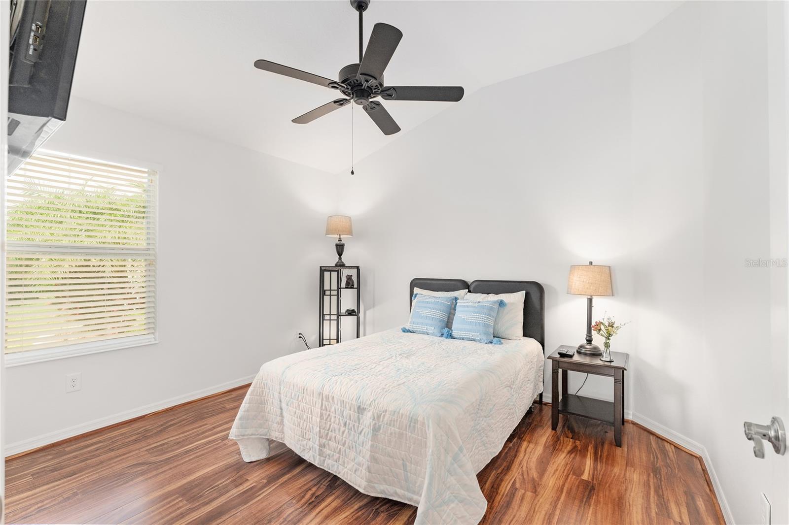 Image 30 of 47 For 506 Deauville Court