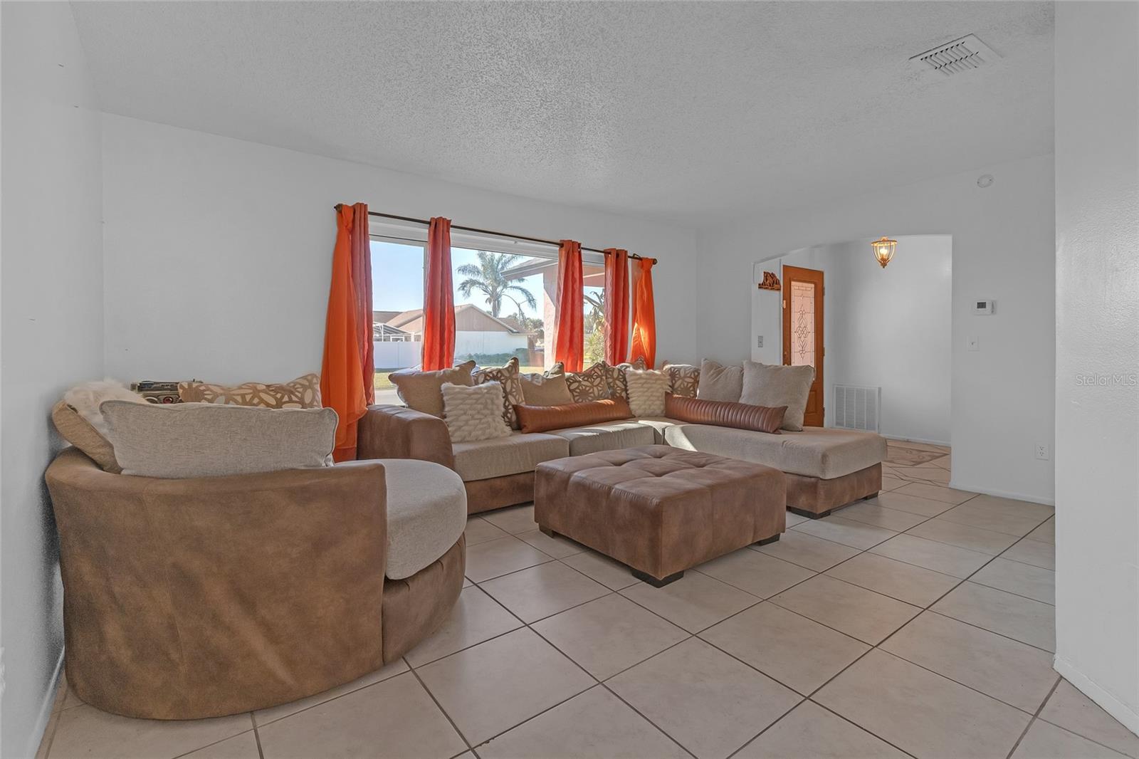 Image 13 of 41 For 7715 Indian Ridge Trail N